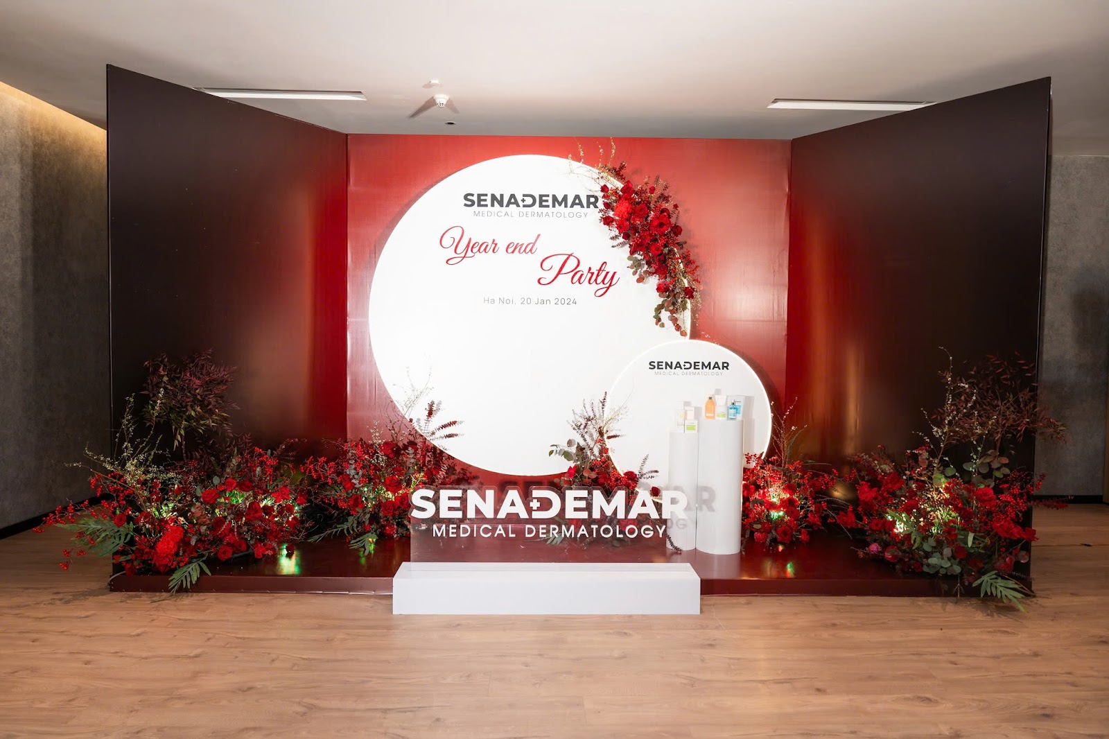 Sân khấu buổi tiệc Year End Party Sân khấu buổi tiệc Year End Party